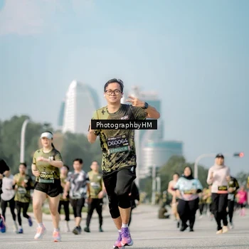 Runner Photo 6723103