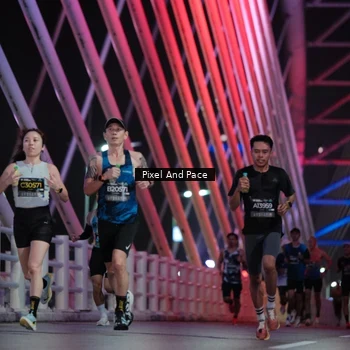 Runner Photo 6723289
