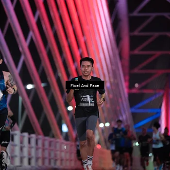 Runner Photo 6723325
