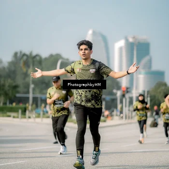 Runner Photo 6723345