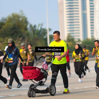 Runner Photo 6723421