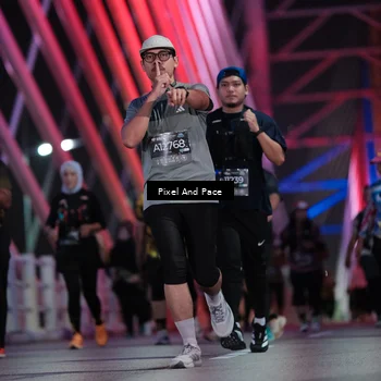 Runner Photo 6723423