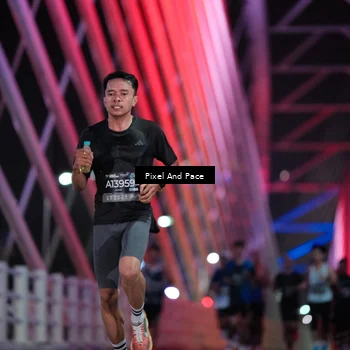 Runner Photo 6723442