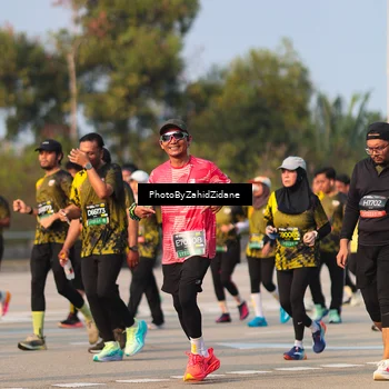 Runner Photo 6723751