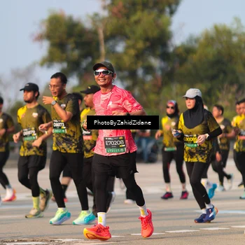 Runner Photo 6723758