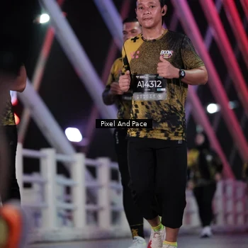 Runner Photo 6723774