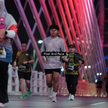 Runner Photo 6723791