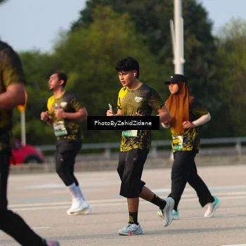 Runner Photo 6723885