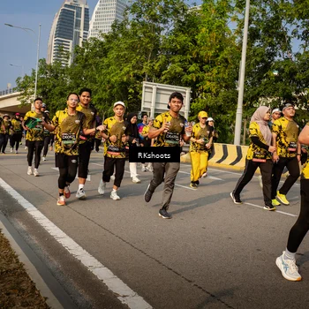 Runner Photo 6724014