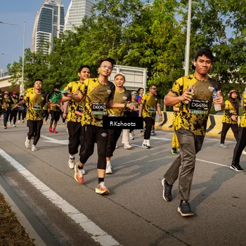 Runner Photo 6724022