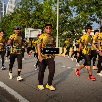 Runner Photo 6724067