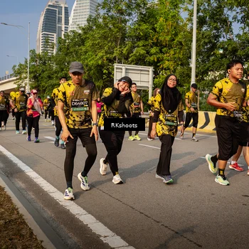 Runner Photo 6724106