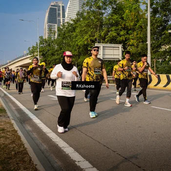 Runner Photo 6724135