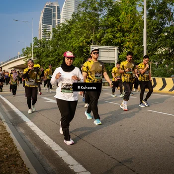 Runner Photo 6724137