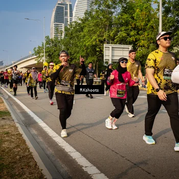 Runner Photo 6724141