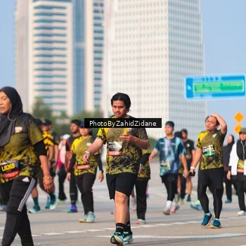 Runner Photo 6724206
