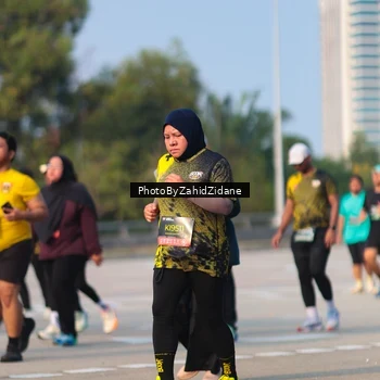 Runner Photo 6724208
