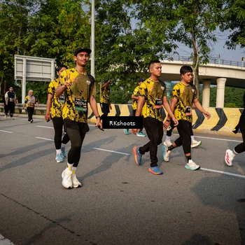 Runner Photo 6724210