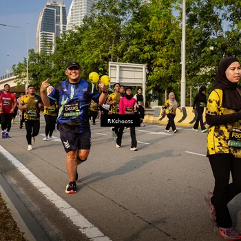 Runner Photo 6724260