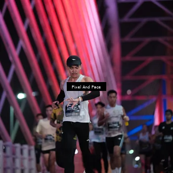 Runner Photo 6724305