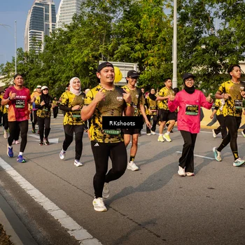 Runner Photo 6724320