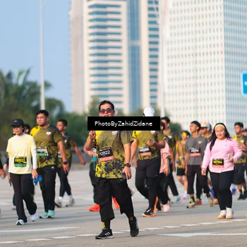 Runner Photo 6724358