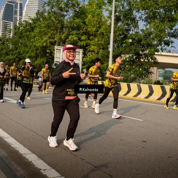 Runner Photo 6724440