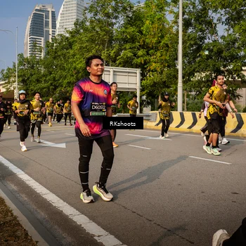 Runner Photo 6724476