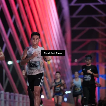Runner Photo 6724549