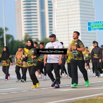 Runner Photo 6724571