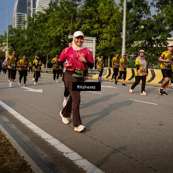Runner Photo 6724664