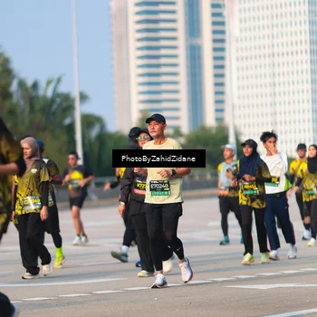 Runner Photo 6724669