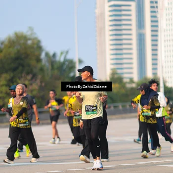 Runner Photo 6724675