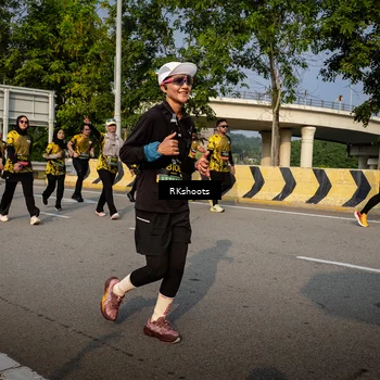 Runner Photo 6724701