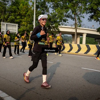 Runner Photo 6724703