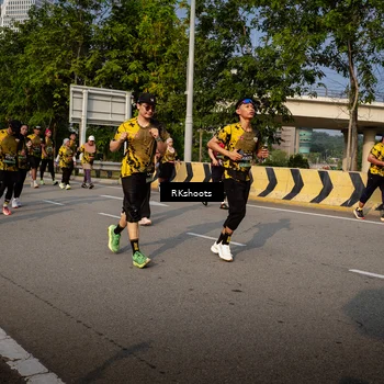 Runner Photo 6724704
