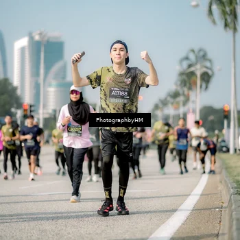 Runner Photo 6724761