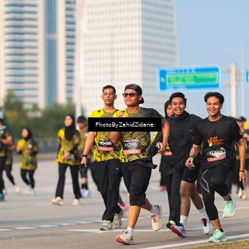 Runner Photo 6724800