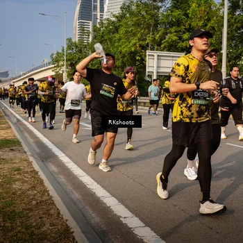 Runner Photo 6724851