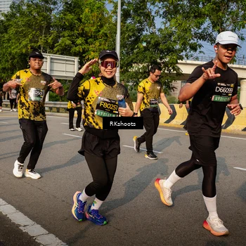 Runner Photo 6724973