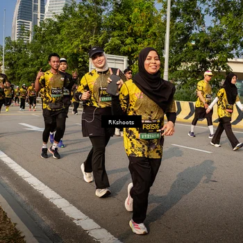 Runner Photo 6725003
