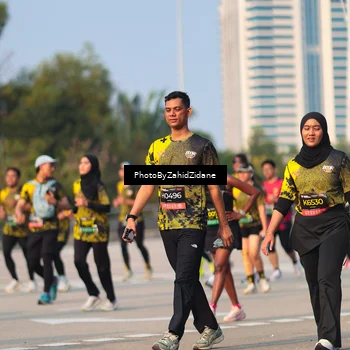 Runner Photo 6725025