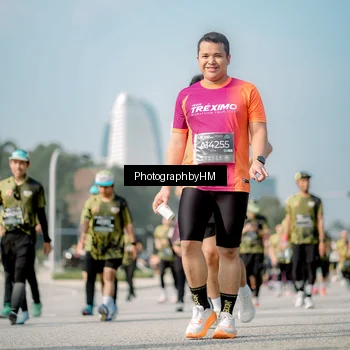 Runner Photo 6725030