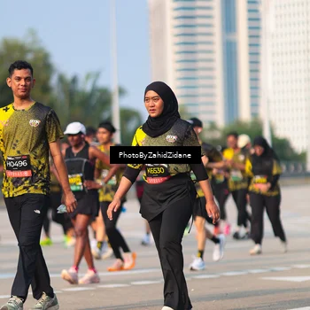 Runner Photo 6725052