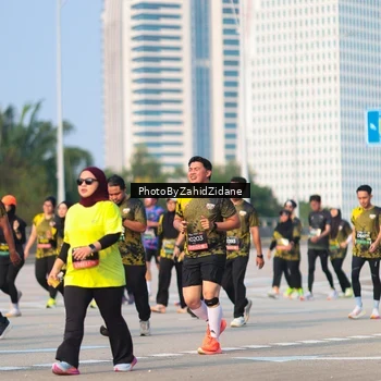 Runner Photo 6725206