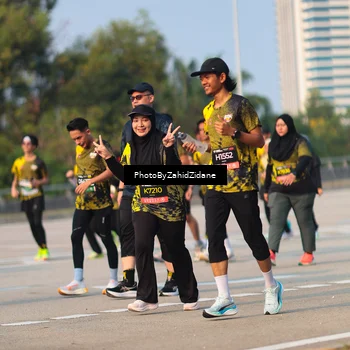 Runner Photo 6725235
