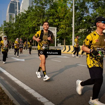 Runner Photo 6725372