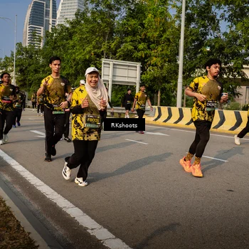 Runner Photo 6725374
