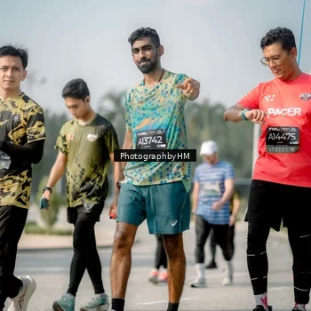 Runner Photo 6725397