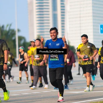Runner Photo 6725416